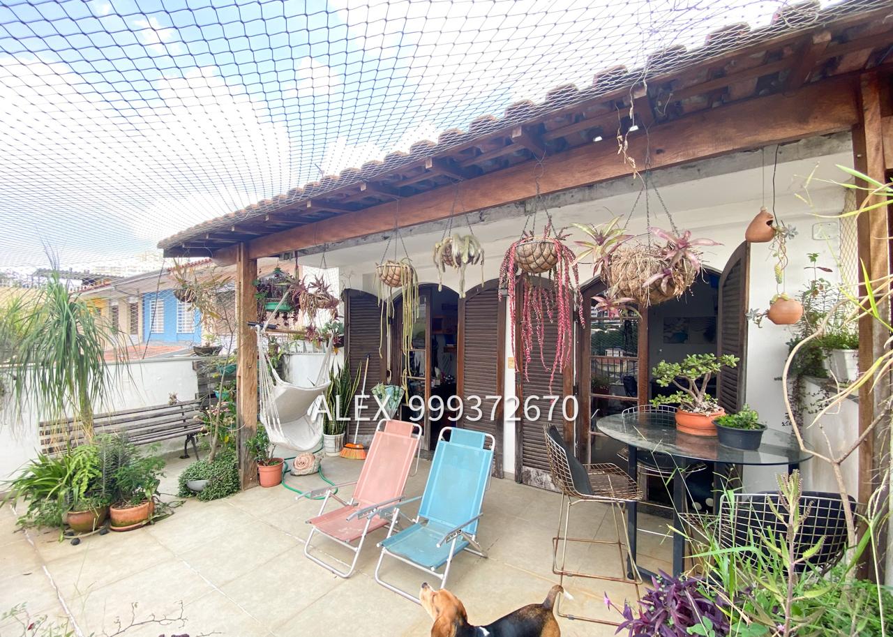 298995